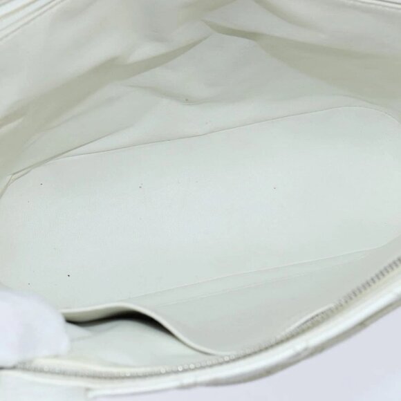 CHANEL Matelasse Tote Bag Grained Calf Skin White CC Auth bs30478 - Picture 12 of 16